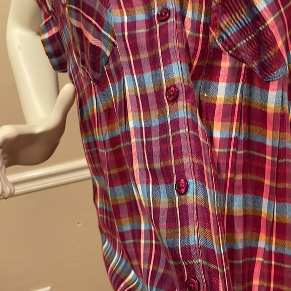 - - Woman’s style &co tops - Picture 2 of 4